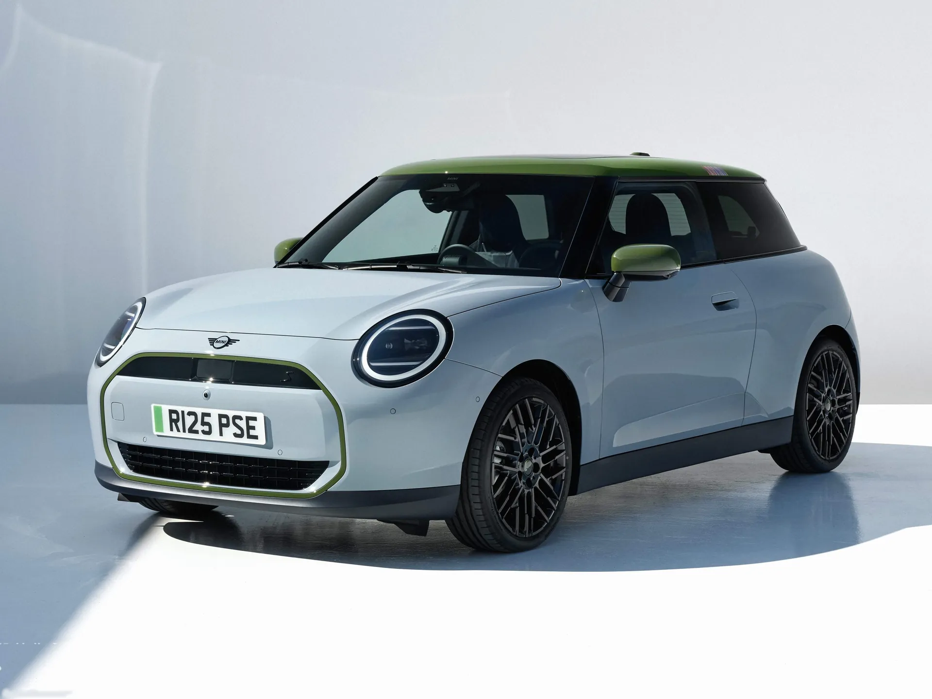 Mini Paul Smith Edition (2026)