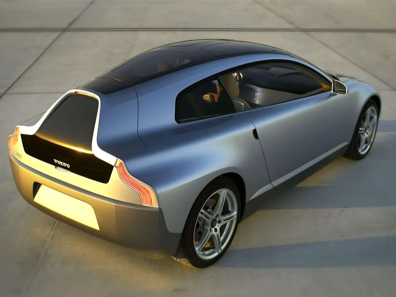 Volvo 3CC Concept (2004) – zadní tříčtvrteční pohled