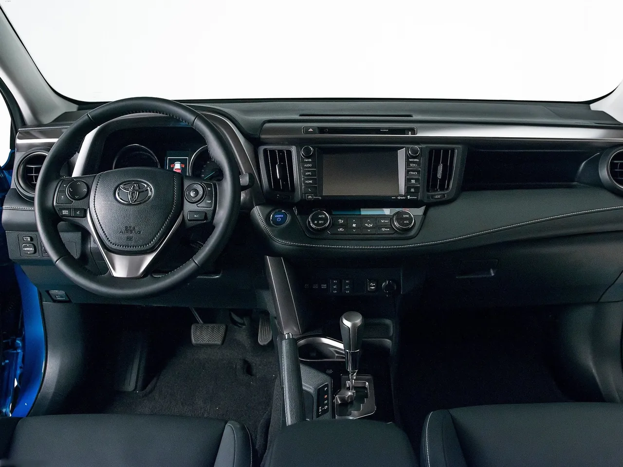 Toyota RAV4 Hybrid (2016) – interiér
