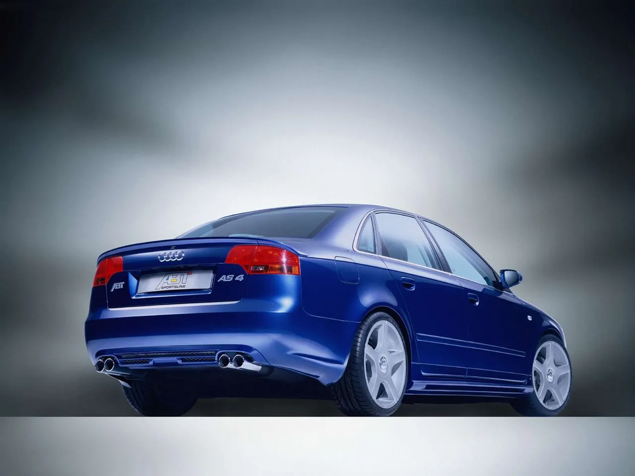 ABT Audi AS4 (2005) – zadní tříčtvrteční pohled