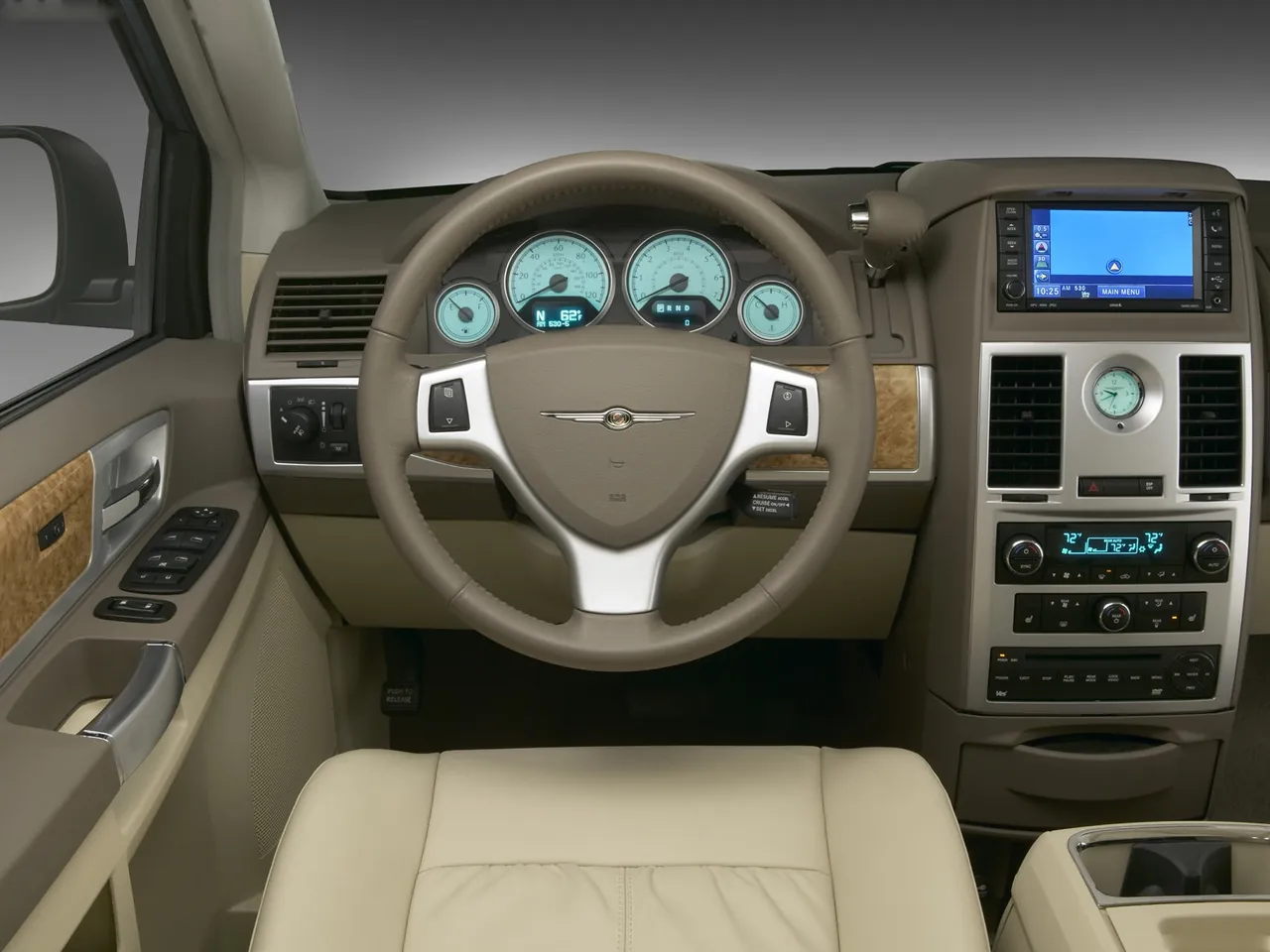 Chrysler Town and Country (2008) – interiér