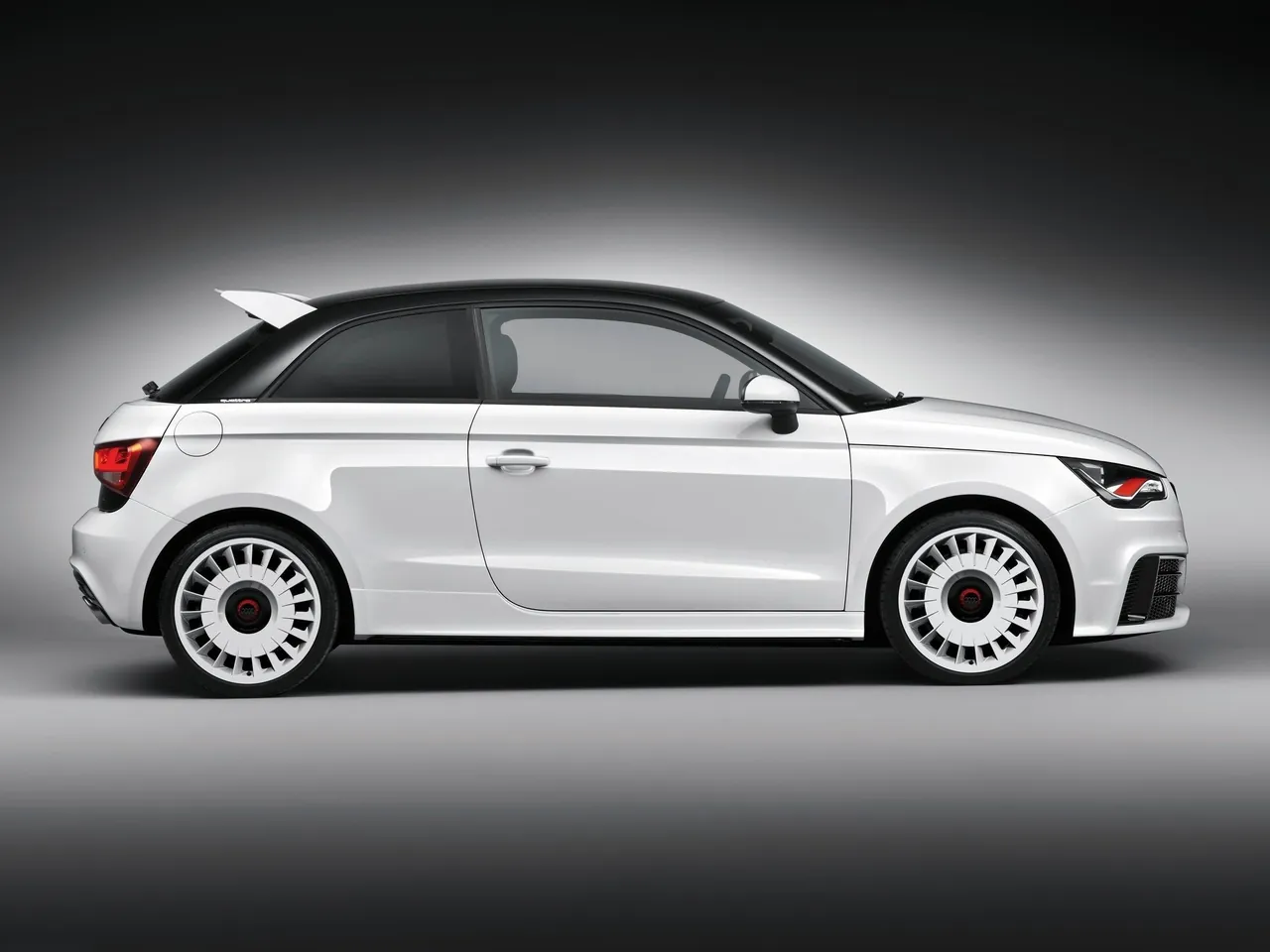 Audi A1 quattro (2013) – boční profil