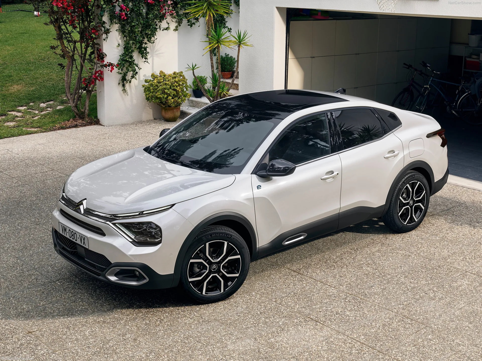 Citroen C4 X (2023)
