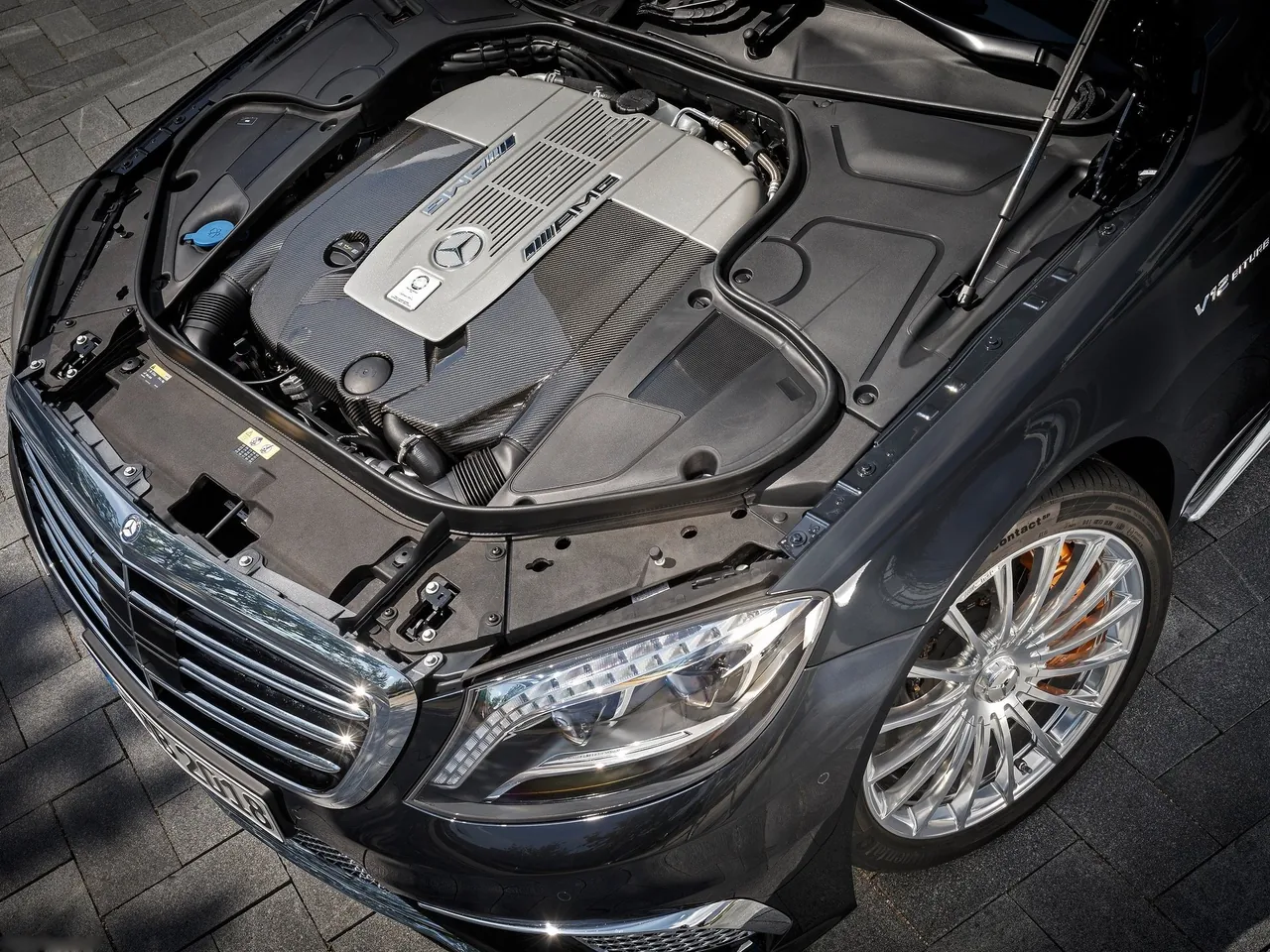 Mercedes-Benz S65 AMG (2014) - Engine Bay
