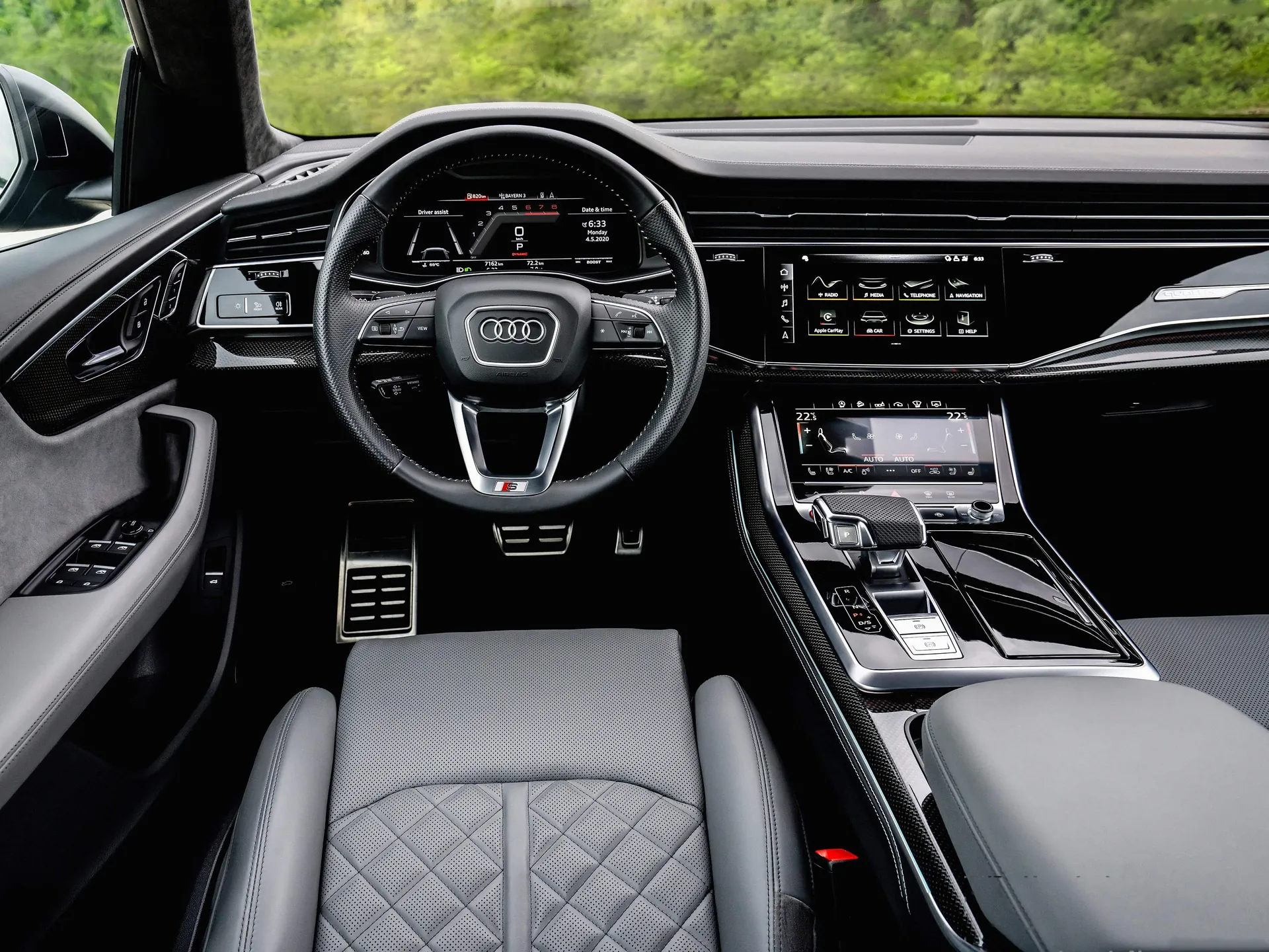 Audi SQ8 TFSI (2021) – interiér