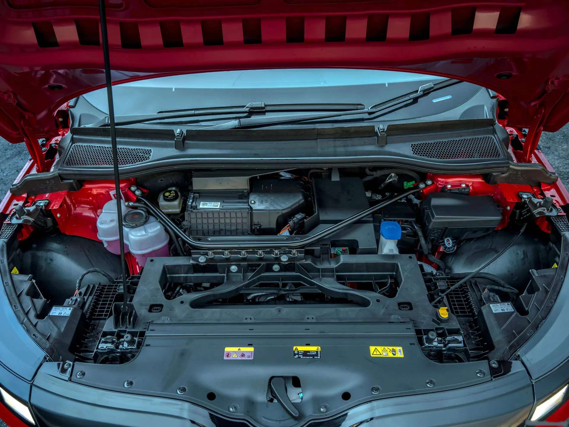 Skoda Elroq [UK] (2025) – motorový prostor