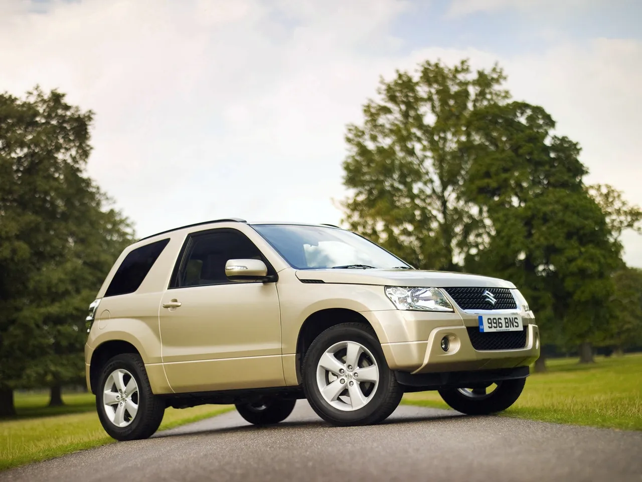 Suzuki Grand Vitara 3-door (2009)