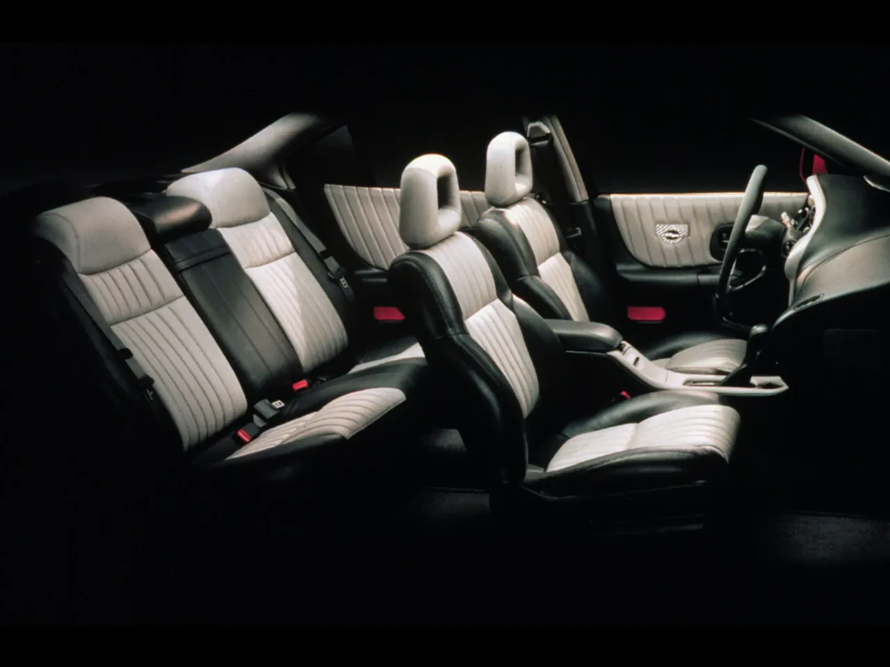 Pontiac Grand Prix (2001) – interiér
