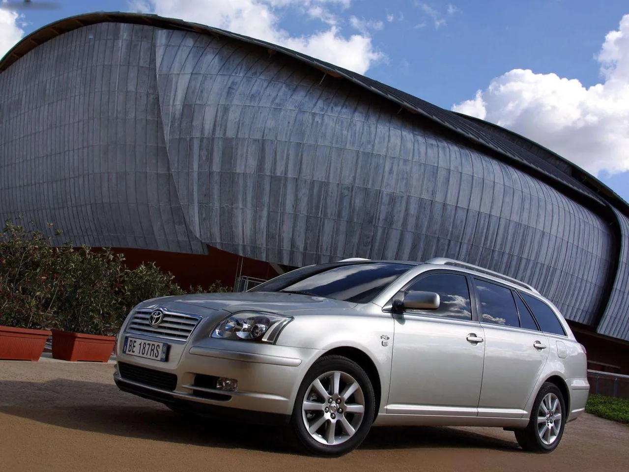 Toyota Avensis Estate (2003)