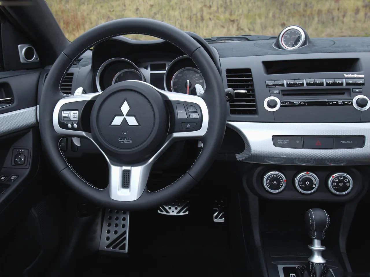 Mitsubishi Prototype X Concept (2007) – interiér