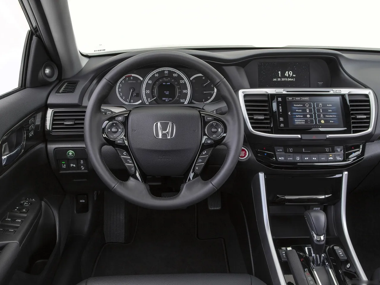 Honda Accord (2016) – interiér