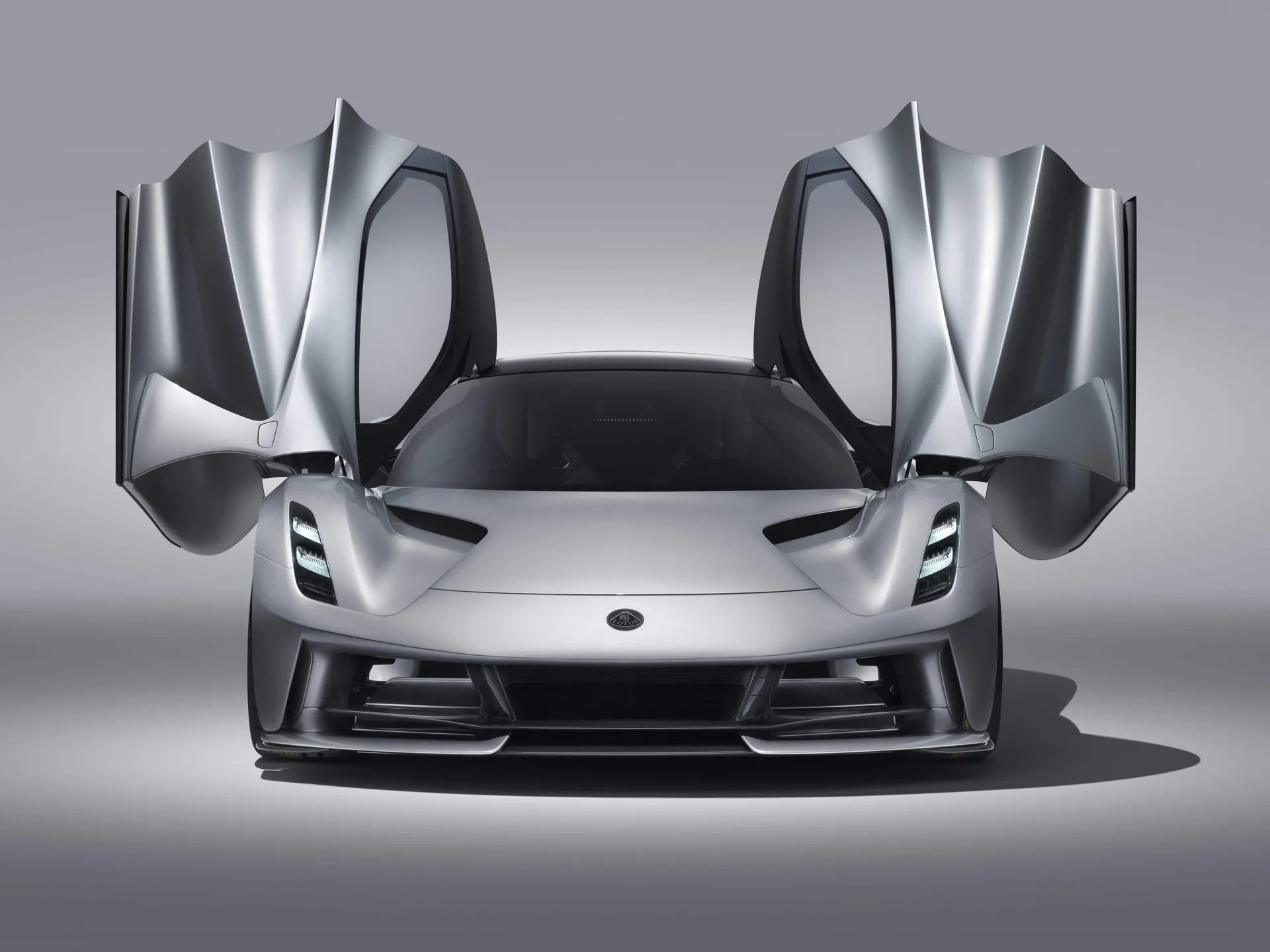 Lotus Evija (2020) – zepředu