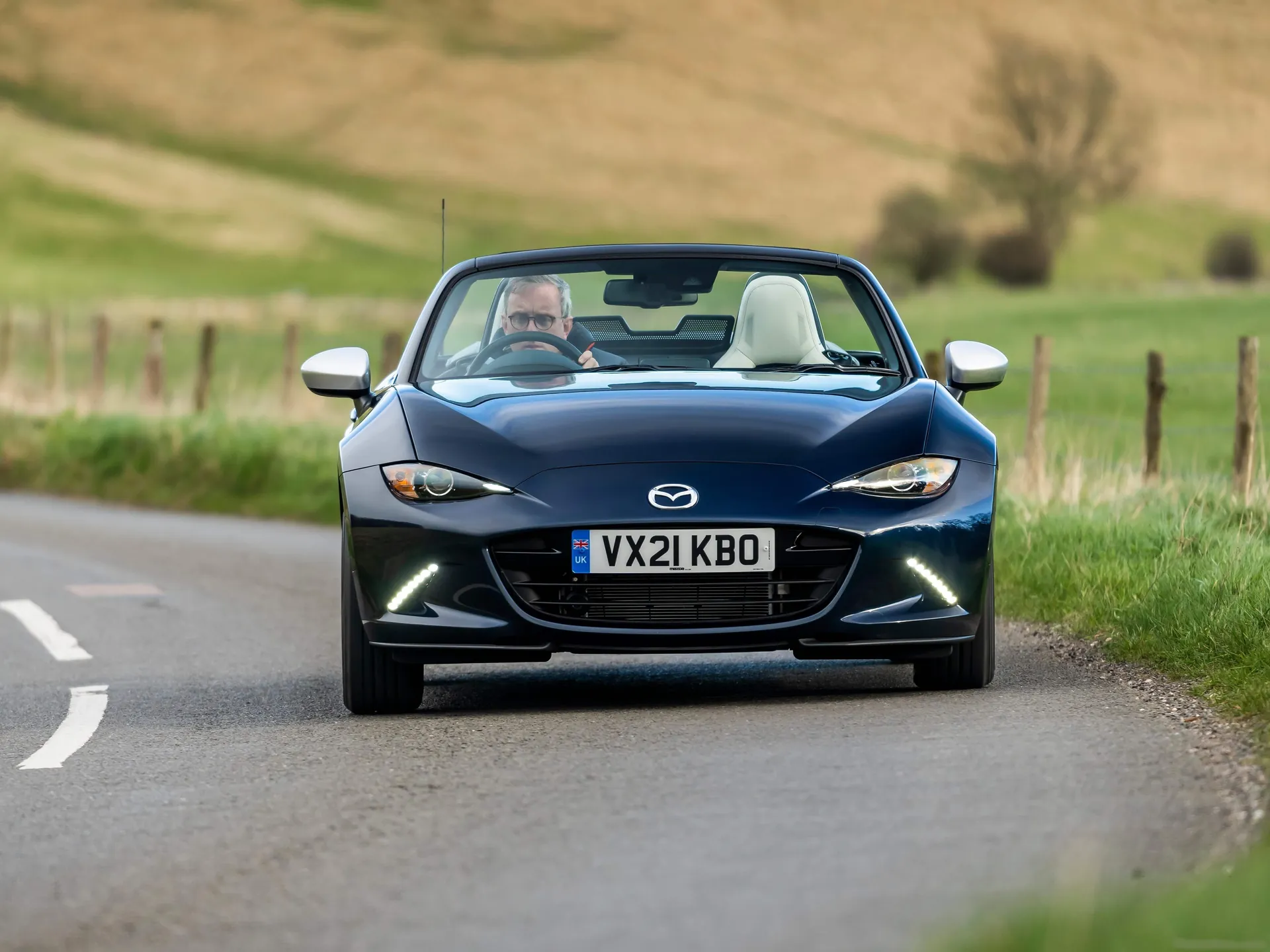 Mazda MX-5 Sport Venture (2021) - Front