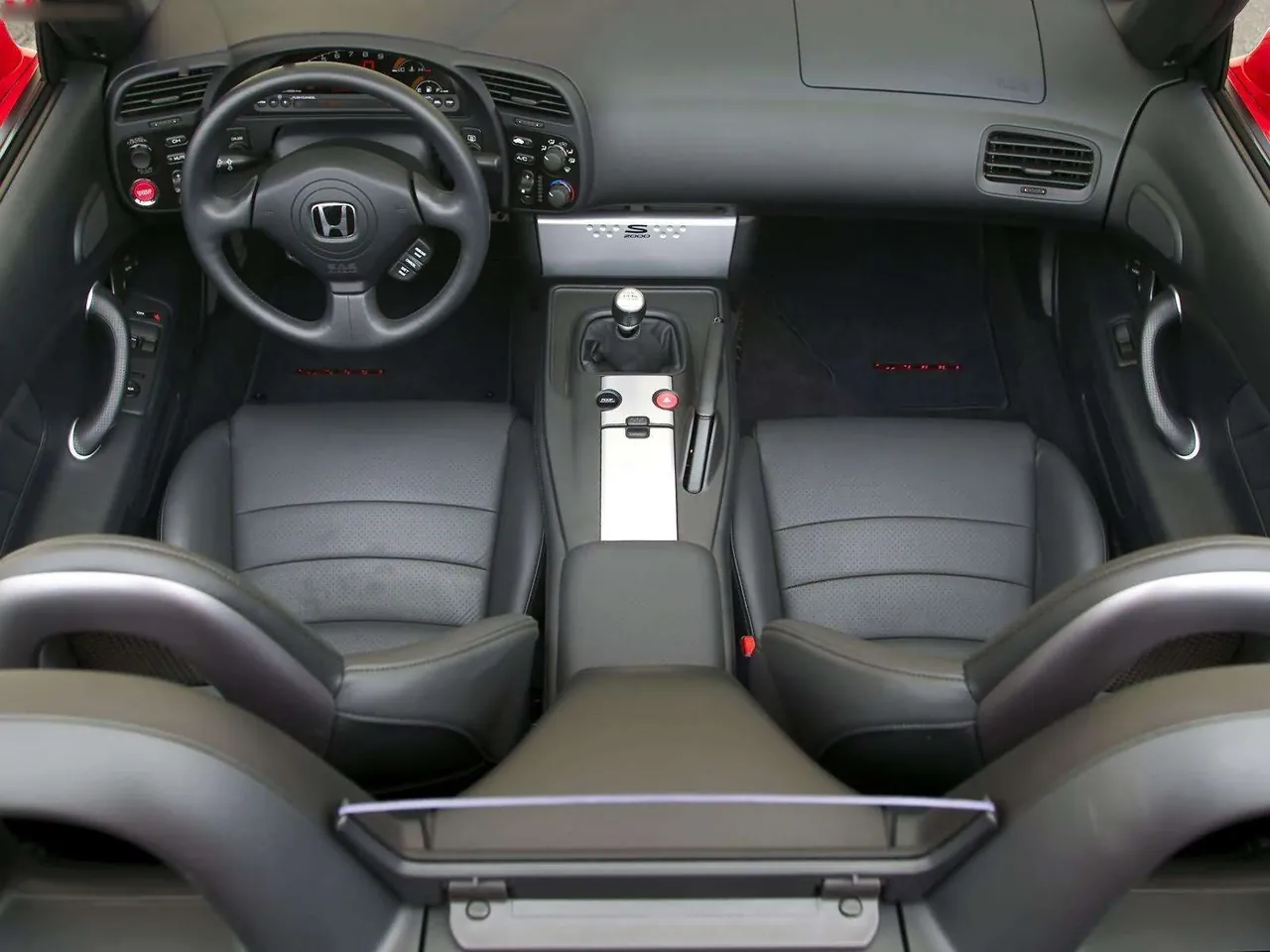 Honda S2000 (2004) – interiér