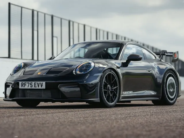 Porsche 911 GT3 with Manthey Kit (2026)