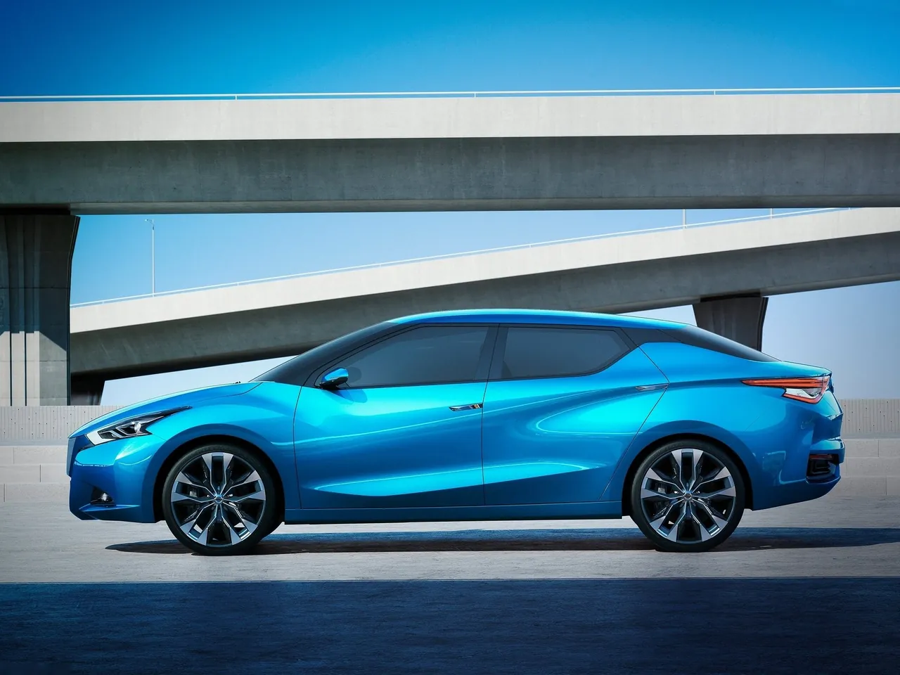 Nissan Lannia Concept (2014) – boční profil