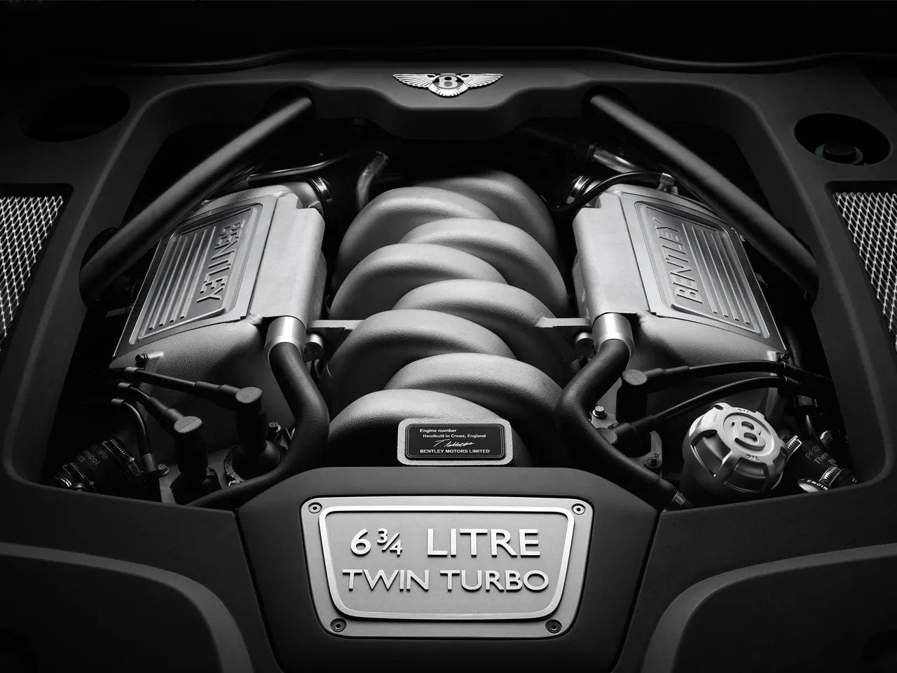 Bentley Mulsanne (2011) – motorový prostor