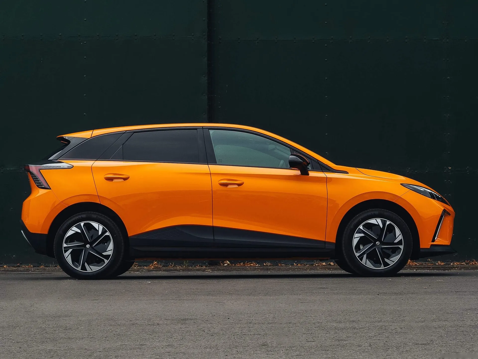 MG 4 EV (2023) – boční profil
