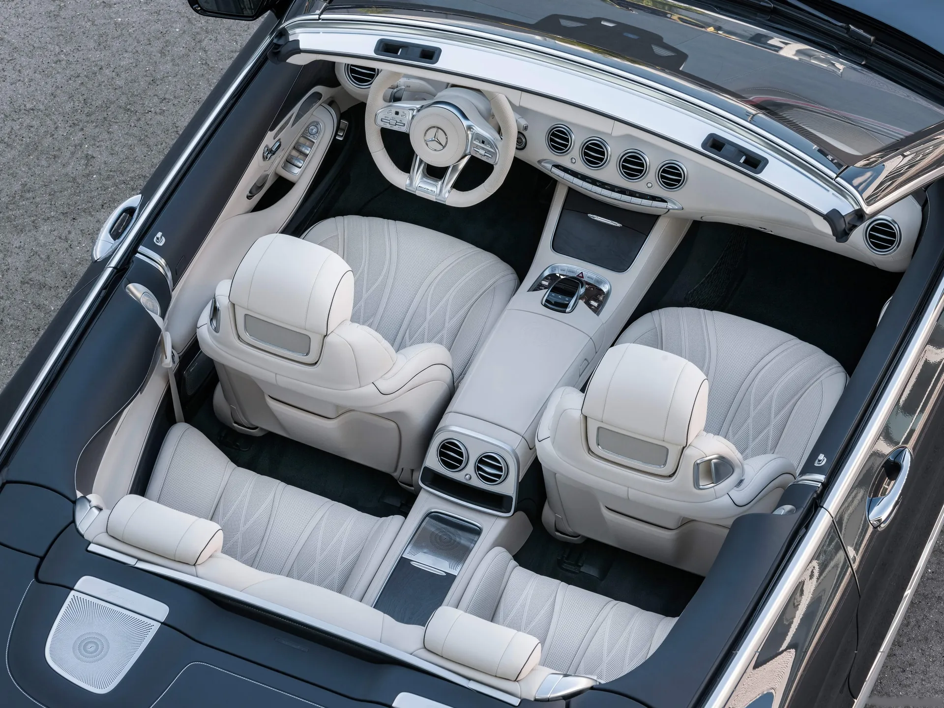Mercedes-Benz S65 AMG Cabriolet (2018) – interiér