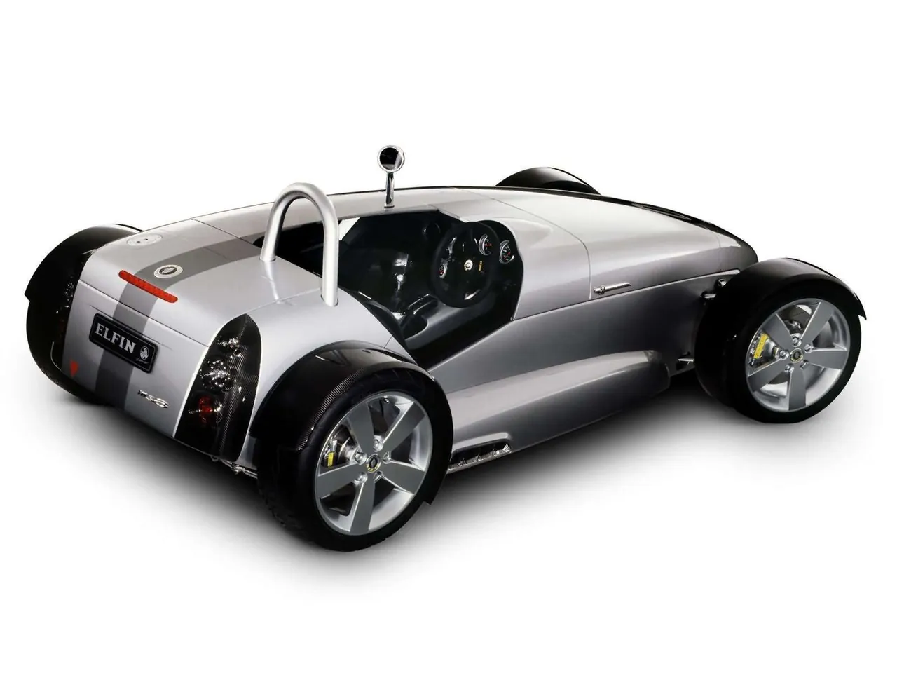 Elfin Clubman MS8 (2004) – zadní tříčtvrteční pohled
