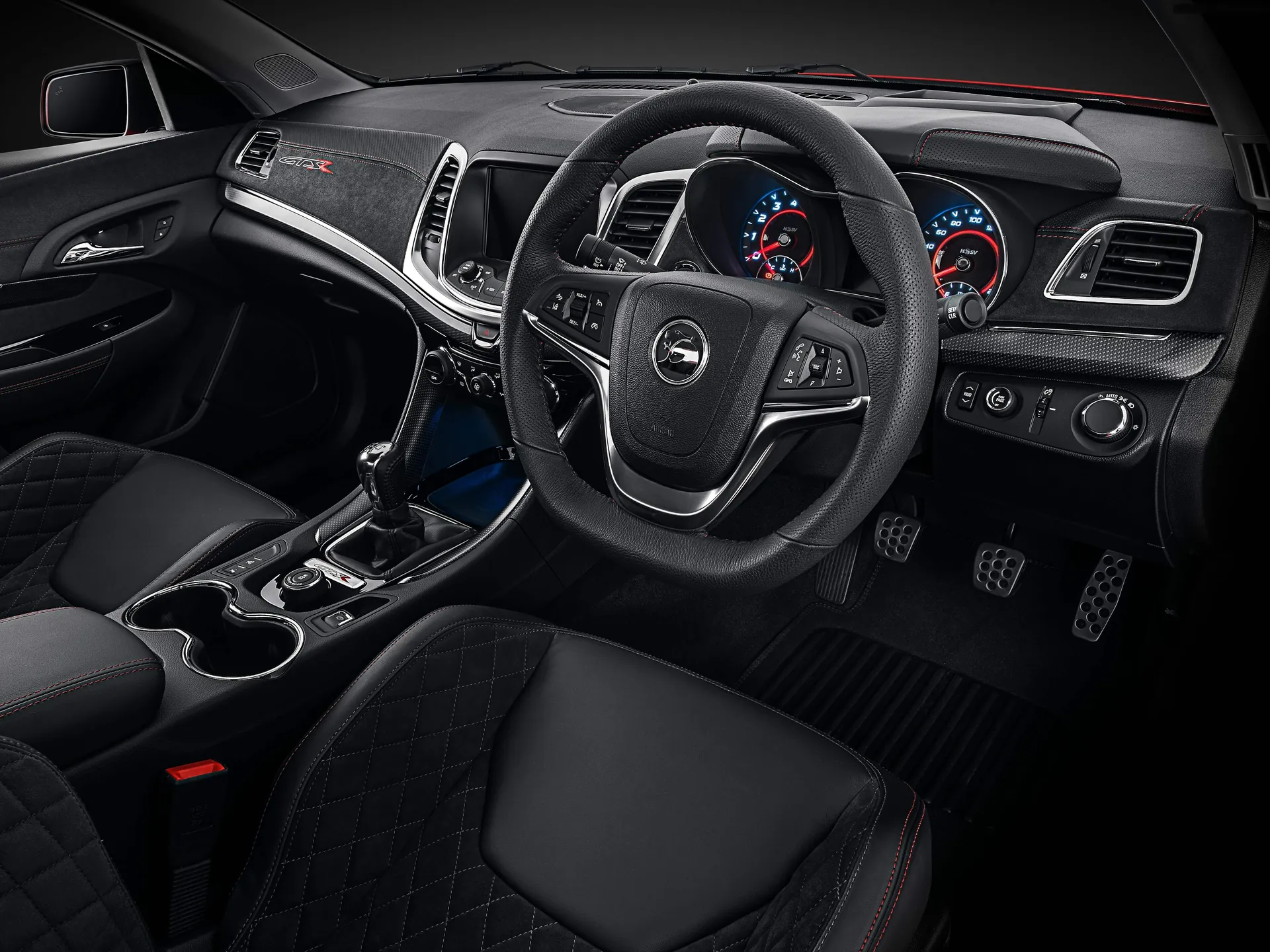 HSV GTSR Maloo (2017) – interiér