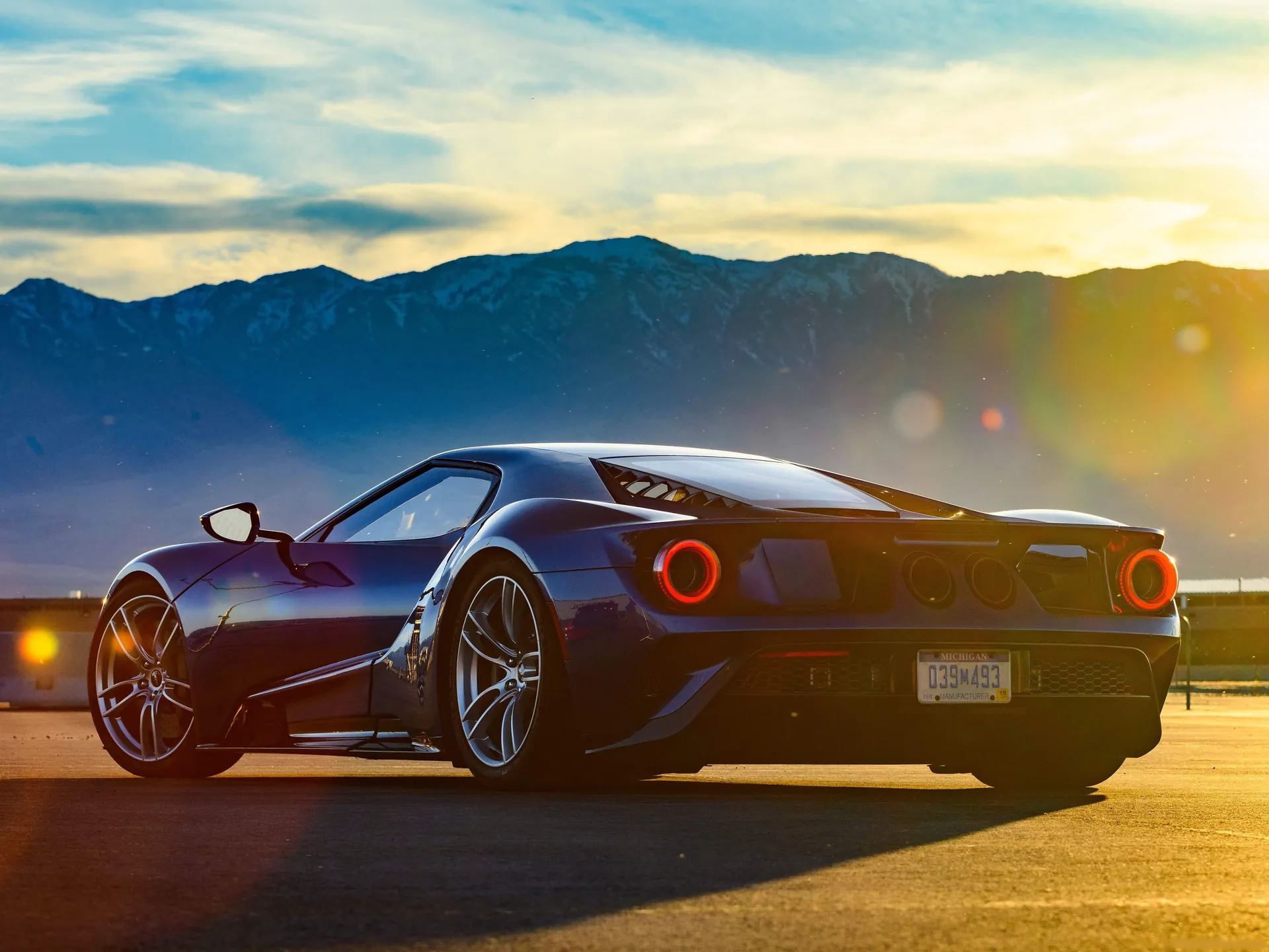 Ford GT (2017) – zadní tříčtvrteční pohled