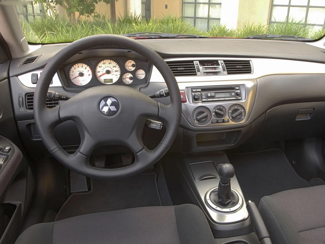 Mitsubishi Lancer Ralliart (2006) - Interior