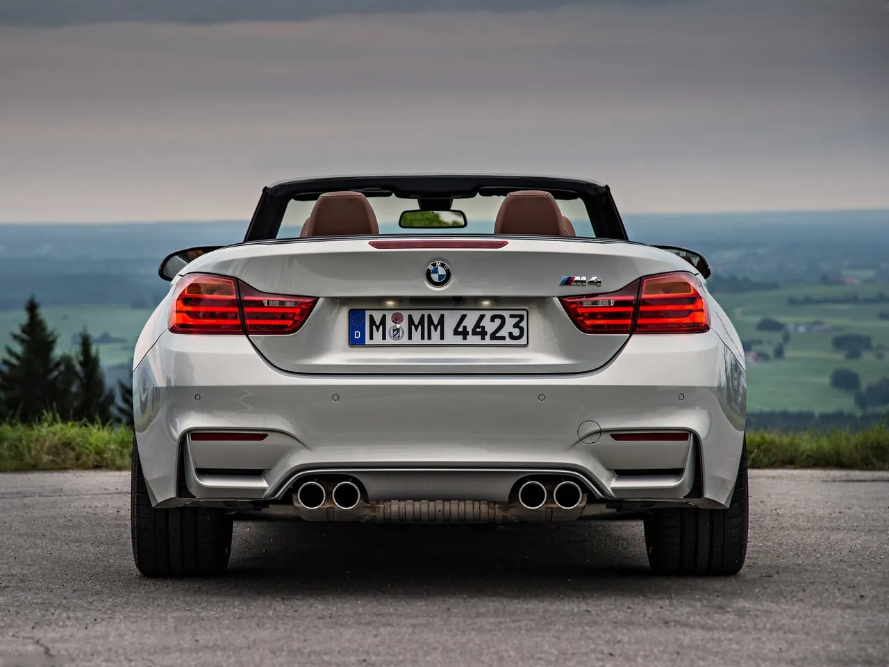 BMW M4 Convertible (2015) – zezadu