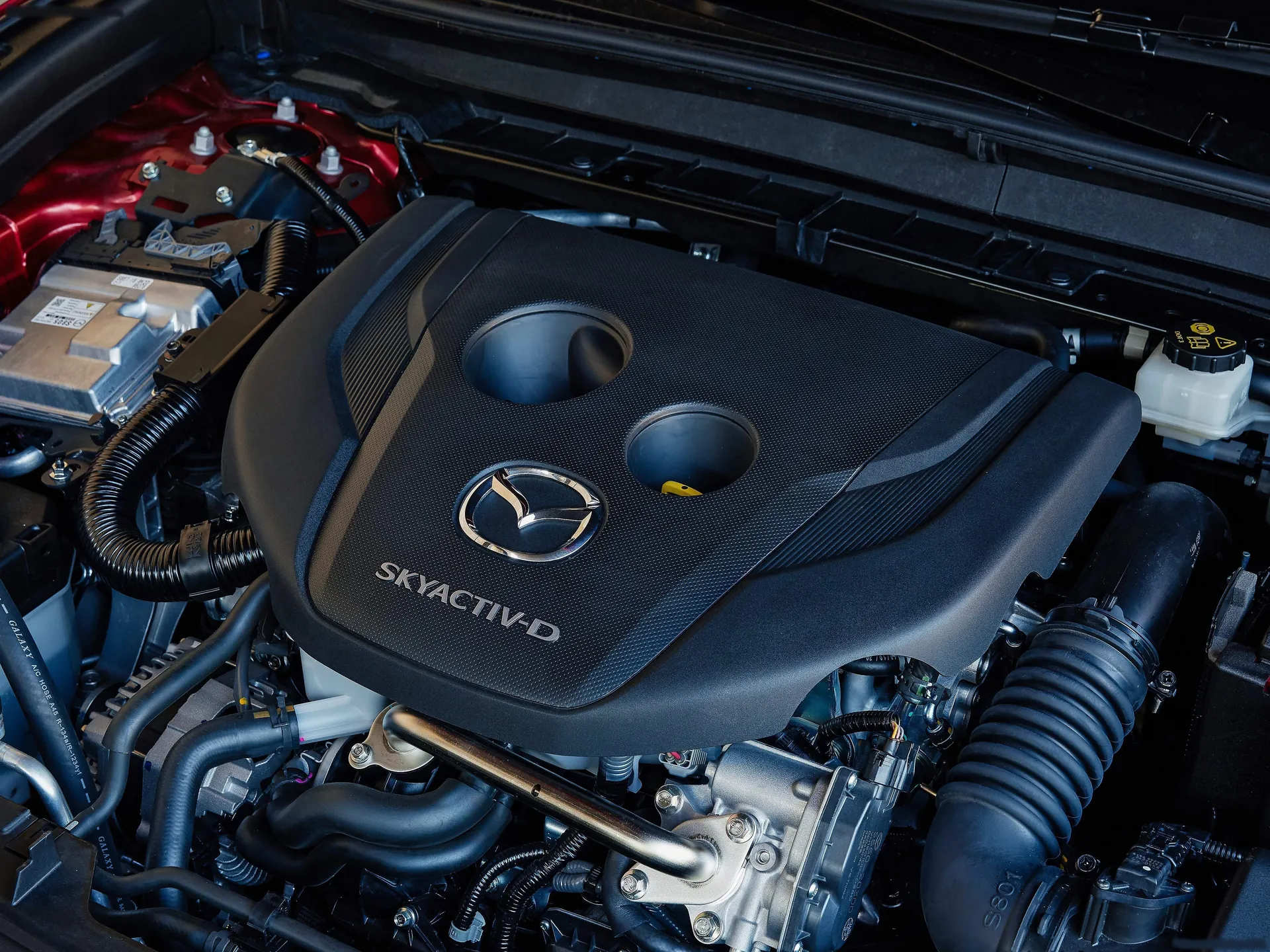 Mazda CX-30 (2020) – motorový prostor