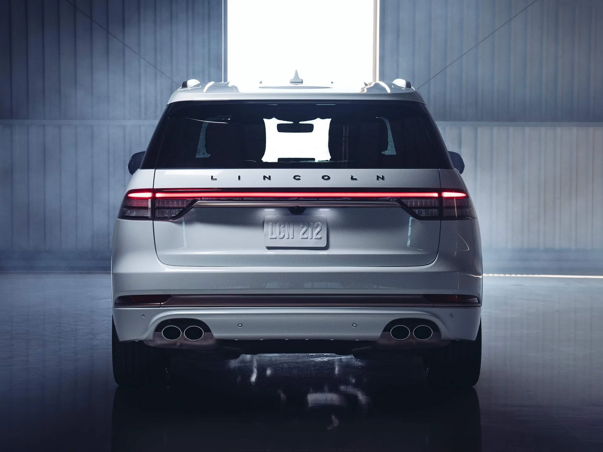 Lincoln Aviator Shinola Concept (2021) – zezadu
