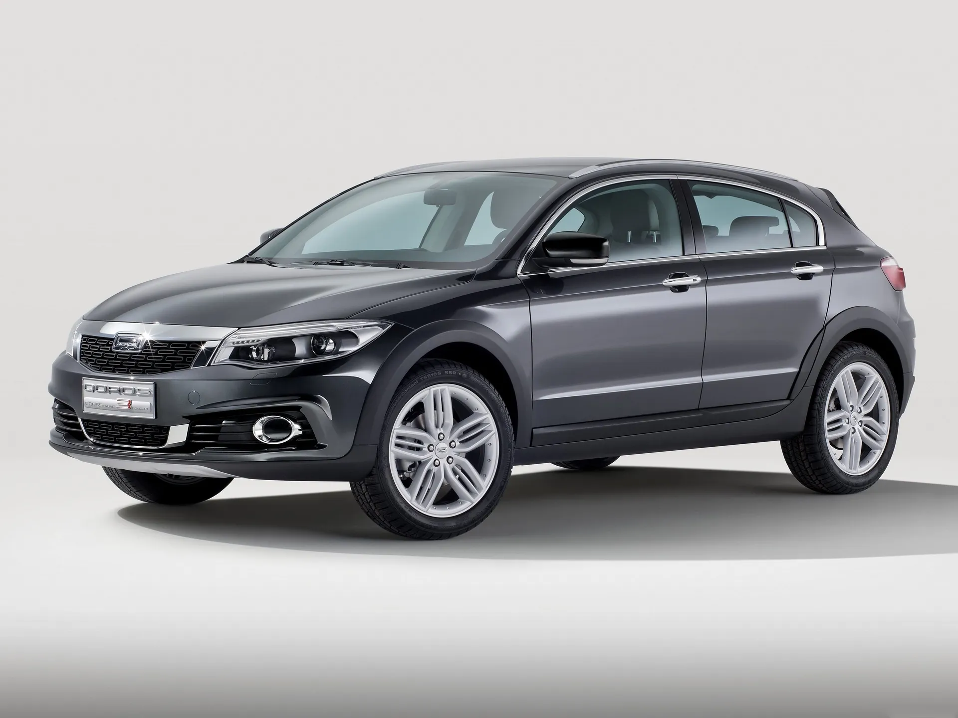 Qoros 3 Cross Hybrid Concept (2013)
