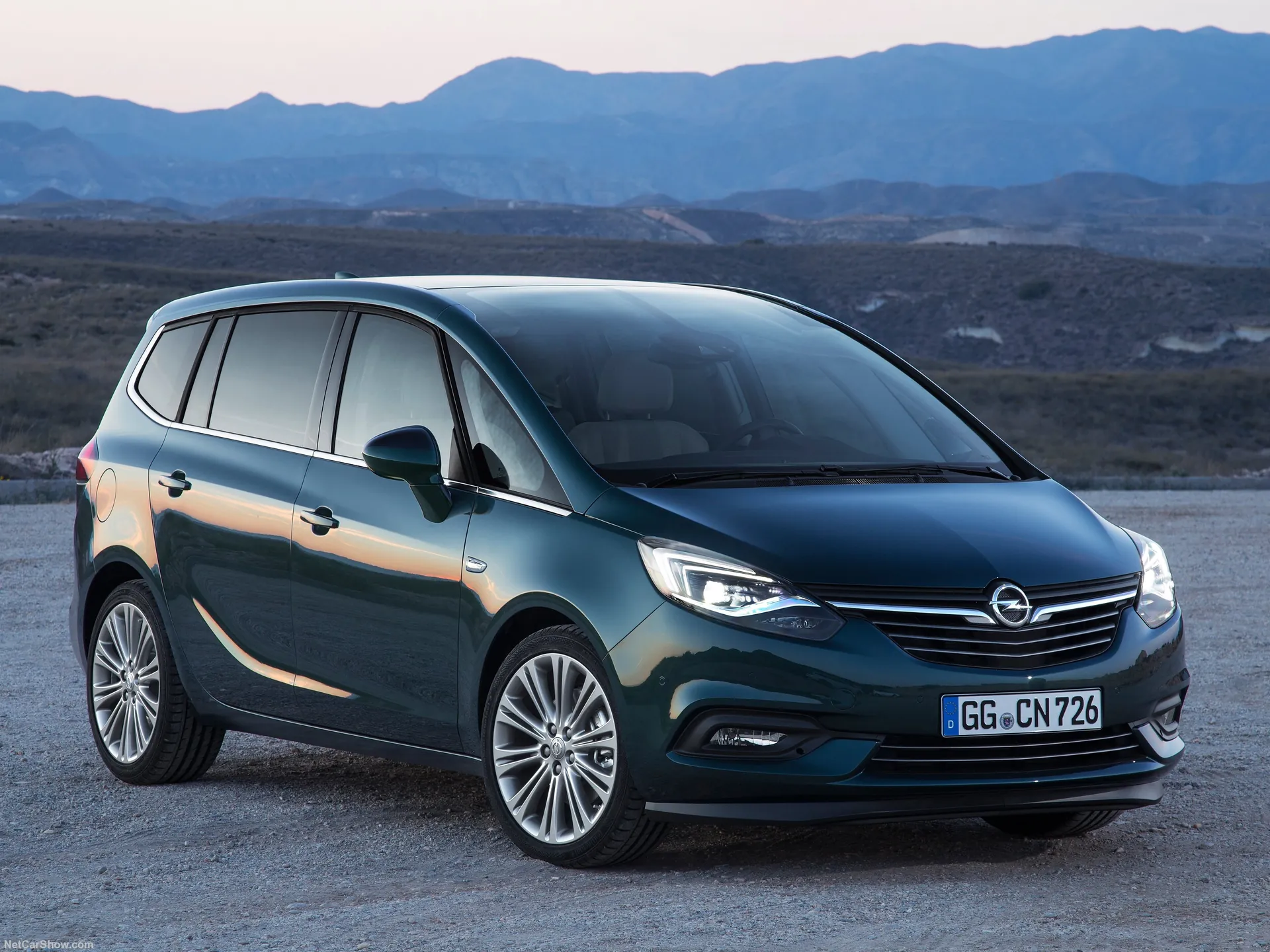 Opel Zafira (2017)