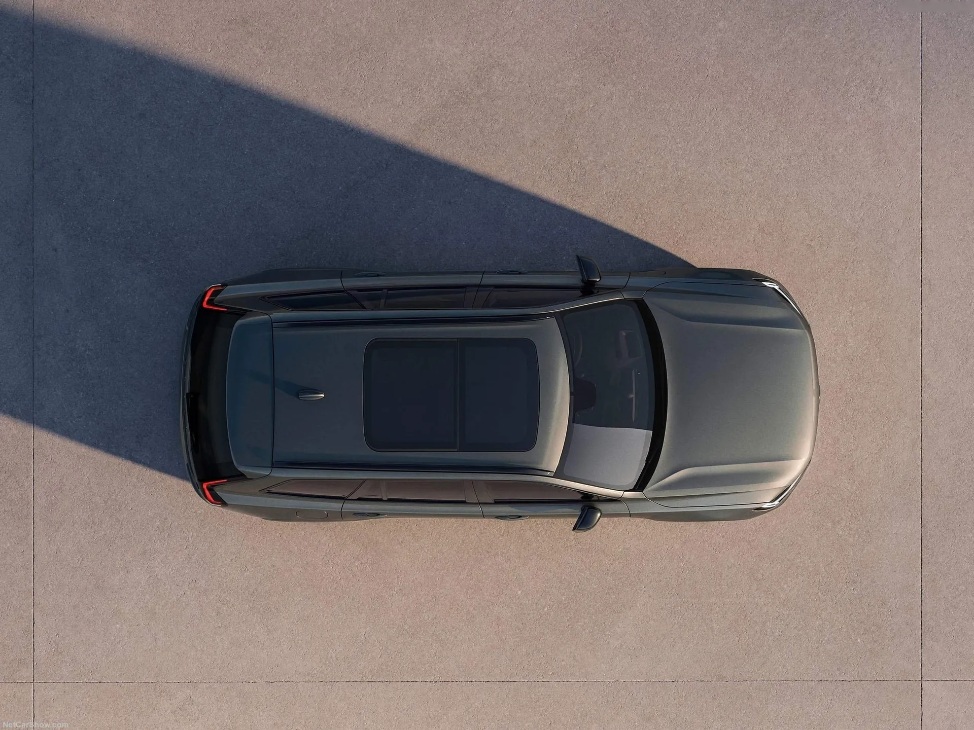 Volvo XC90 (2027) – pohled shora