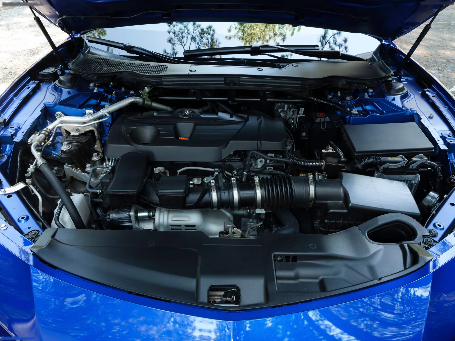 Acura TLX (2021) - Engine Bay