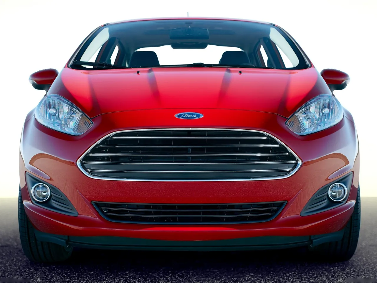 Ford Fiesta Sedan (2014) – zepředu