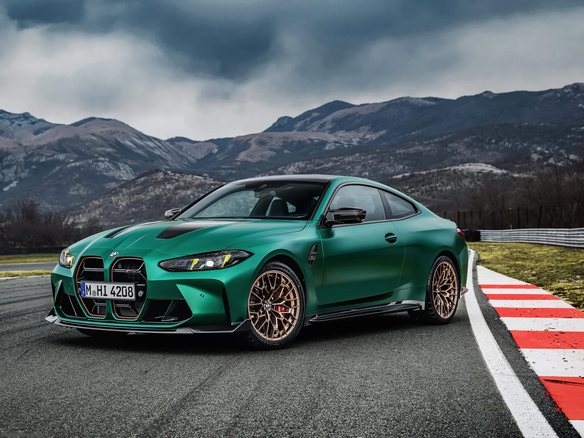 BMW M4 CS (2025)