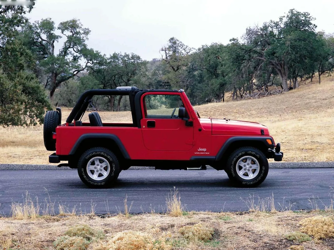 Jeep Wrangler Unlimited (2004) - Side Profile