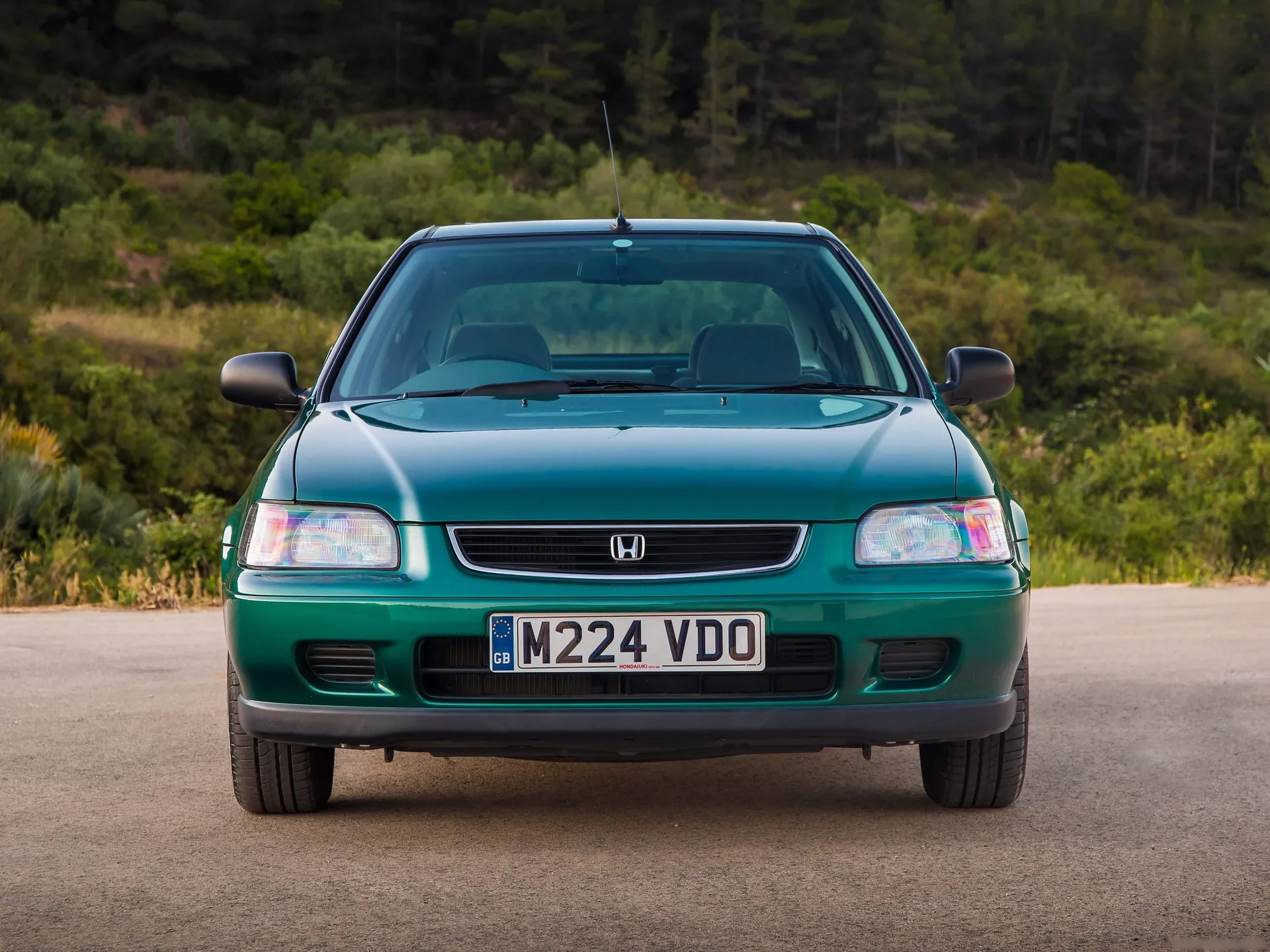 Honda Civic Sedan [UK] (1995) – zepředu