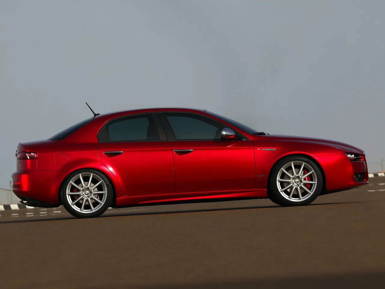 Alfa Romeo 159 (2009) - Side Profile