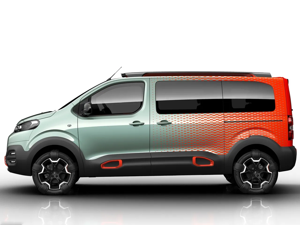 Citroen SpaceTourer Hyphen Concept (2016) – boční profil
