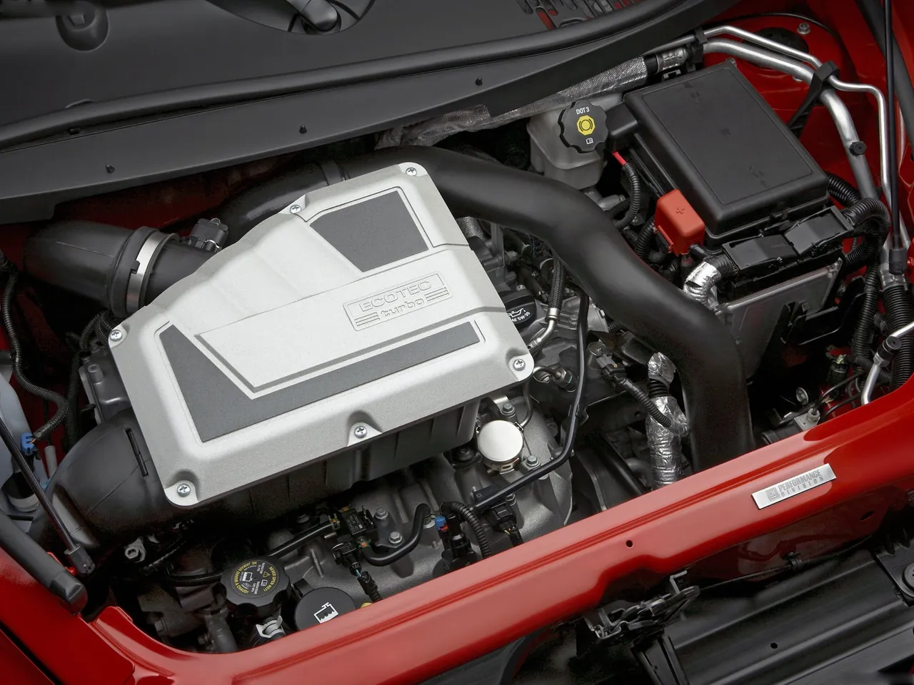 Chevrolet HHR SS (2008) – motorový prostor