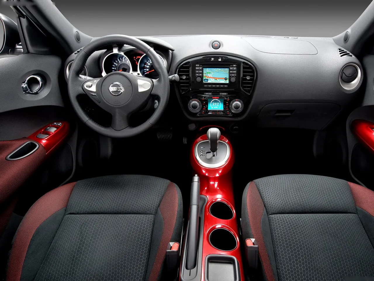 Nissan Juke (2011) – interiér