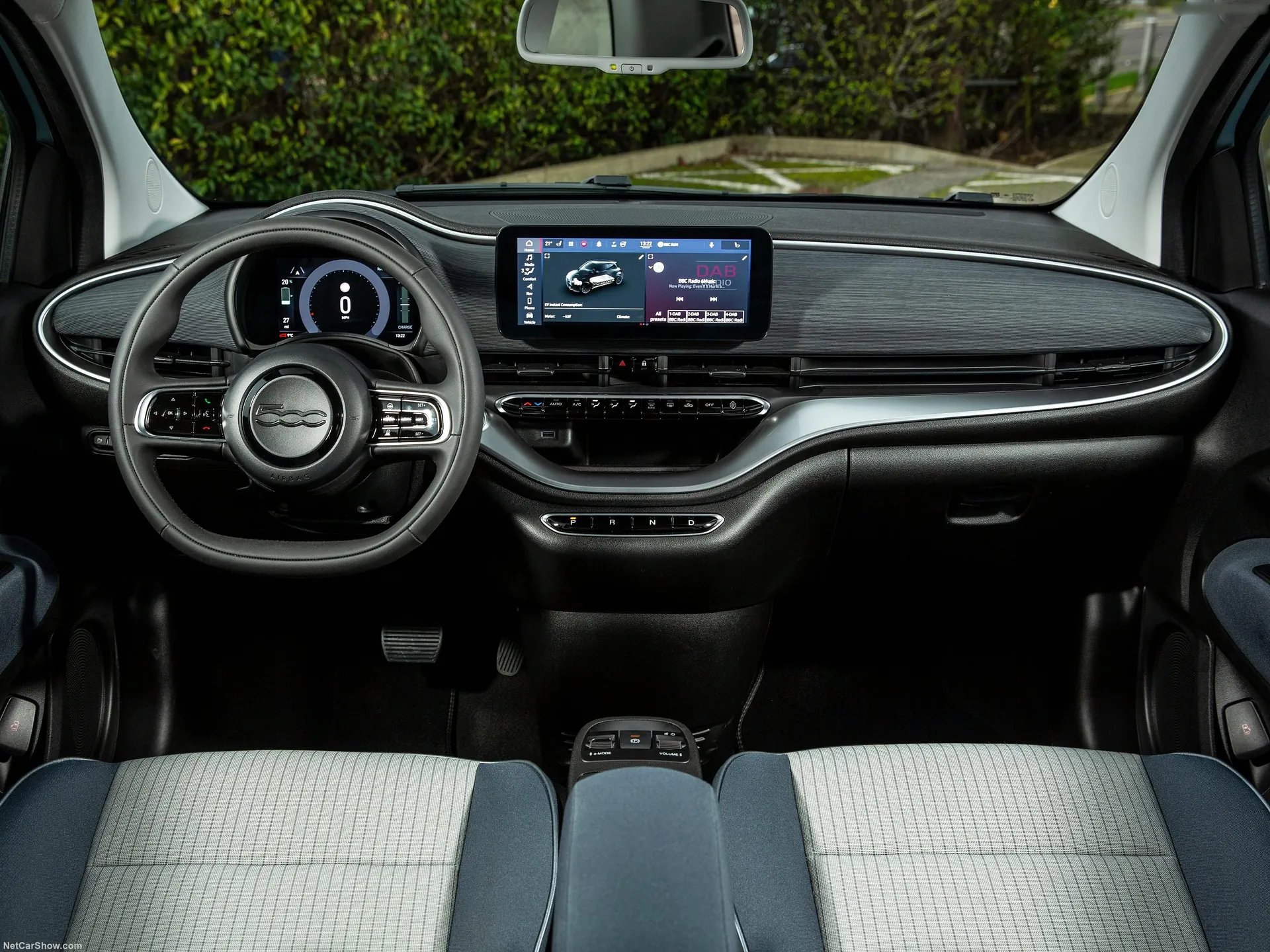 Fiat 500 (2021) – interiér