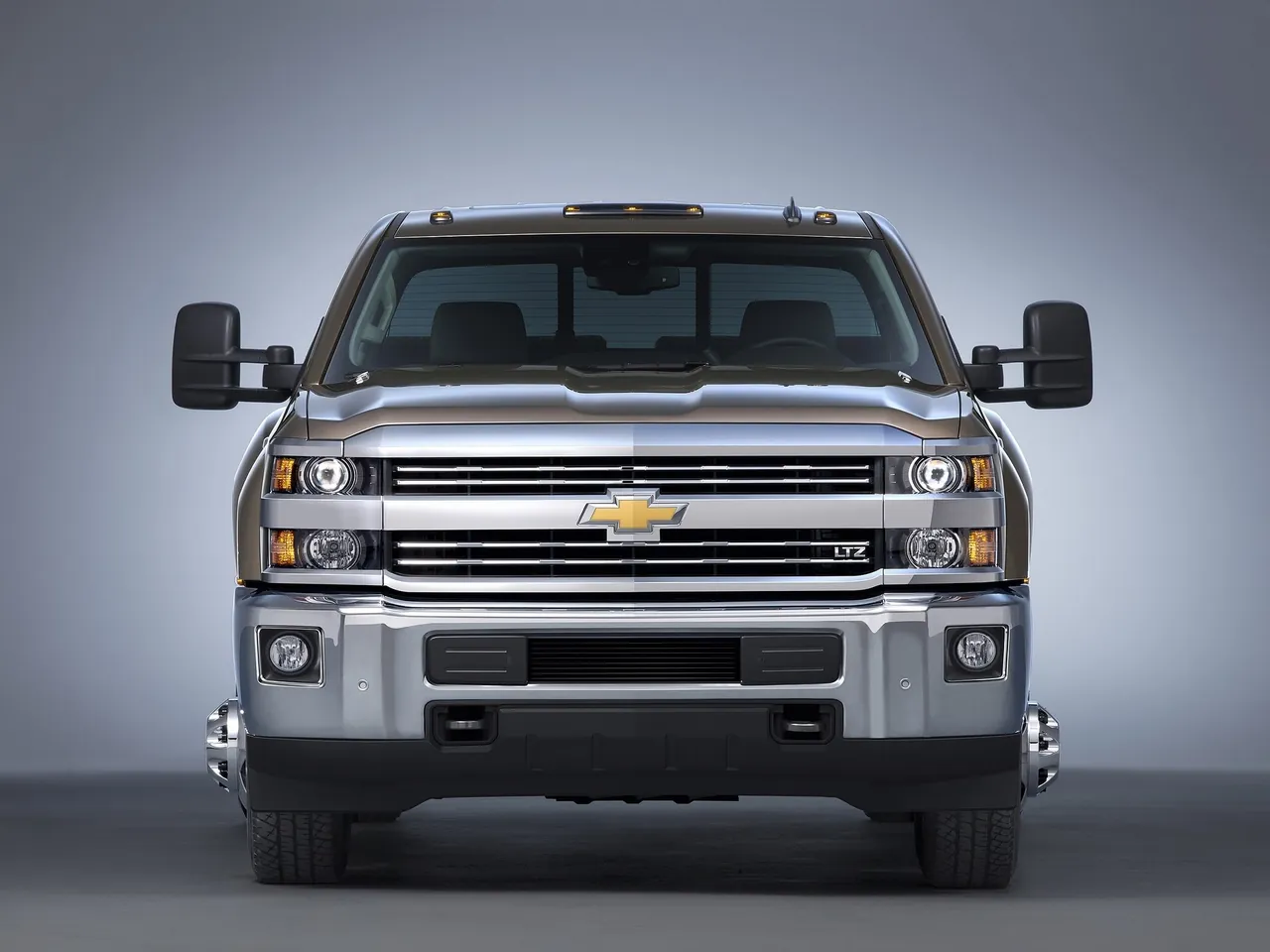 Chevrolet Silverado HD (2015) – zepředu