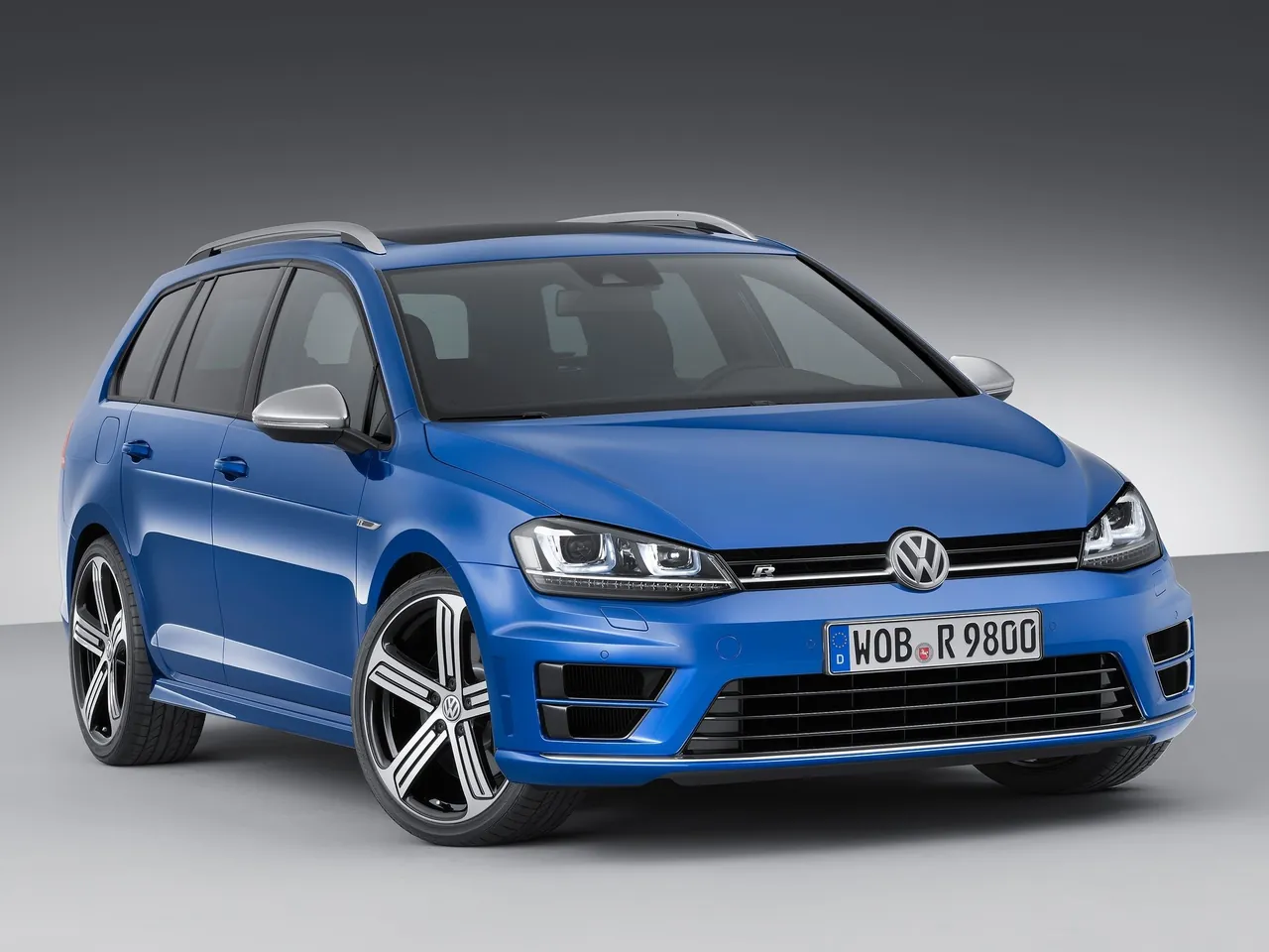 Volkswagen Golf R Variant (2015)