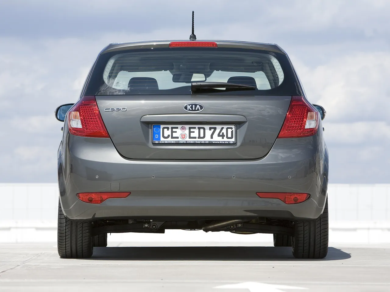 Kia Ceed (2010) – zezadu