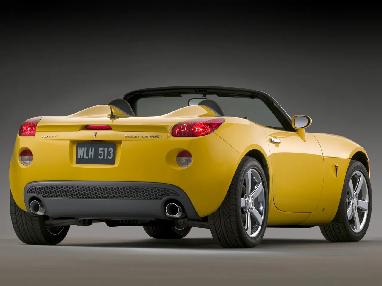 Pontiac Solstice GXP (2007) – zadní tříčtvrteční pohled
