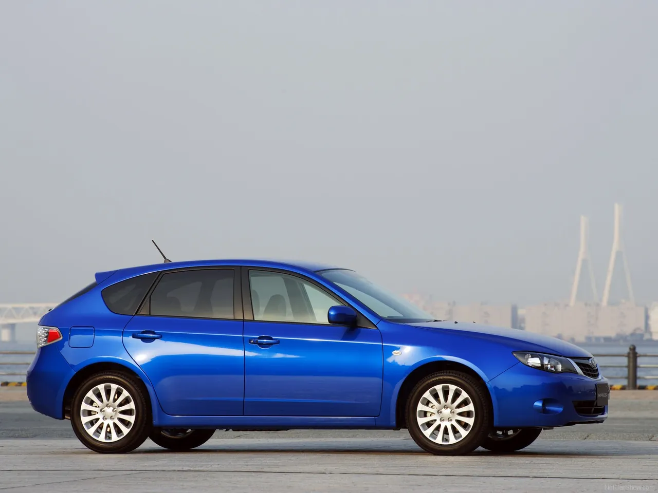 Subaru Impreza [JP] (2008) – boční profil