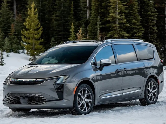 Chrysler Pacifica (2027)