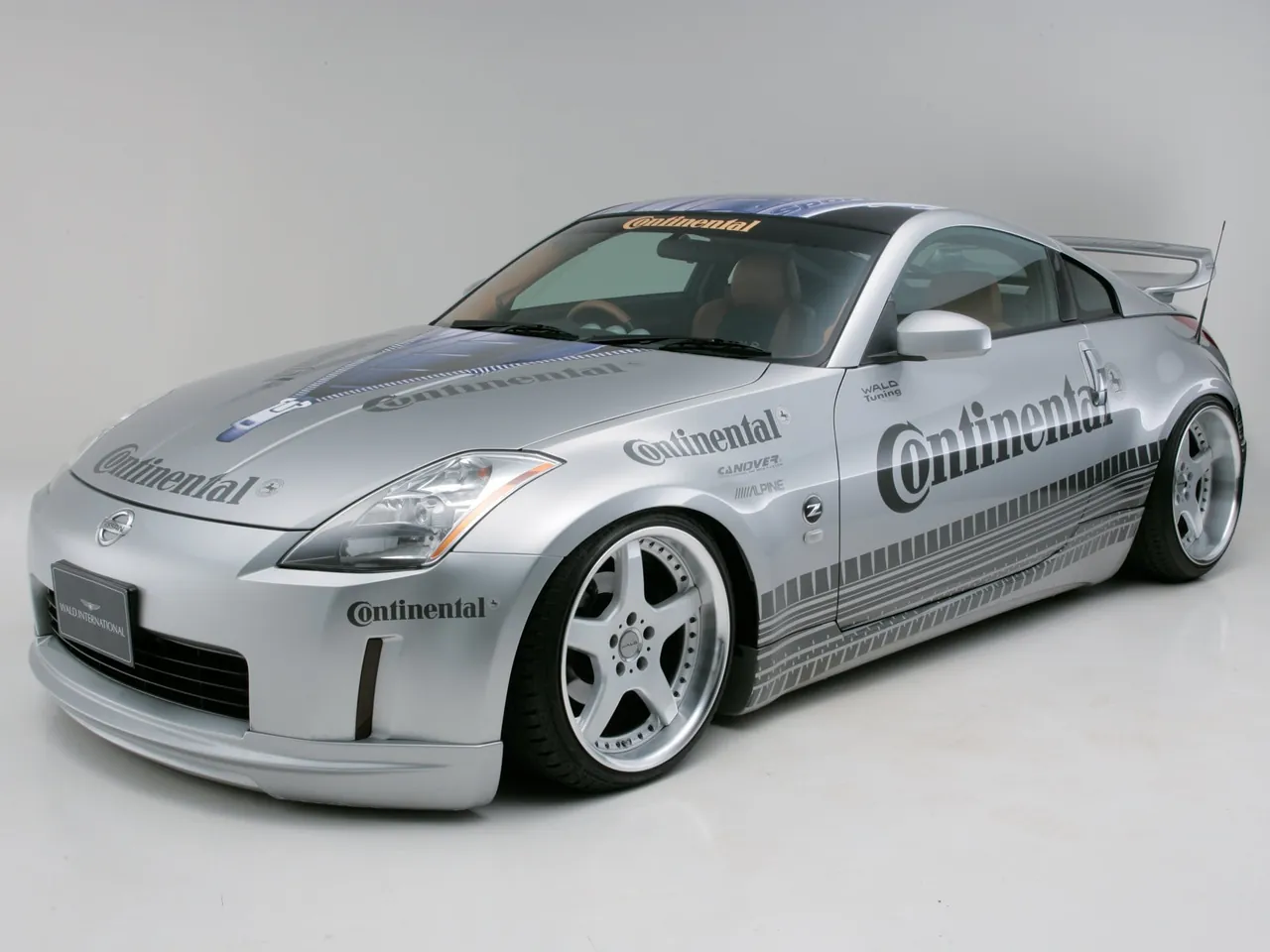 Wald Nissan Z33 (2003)